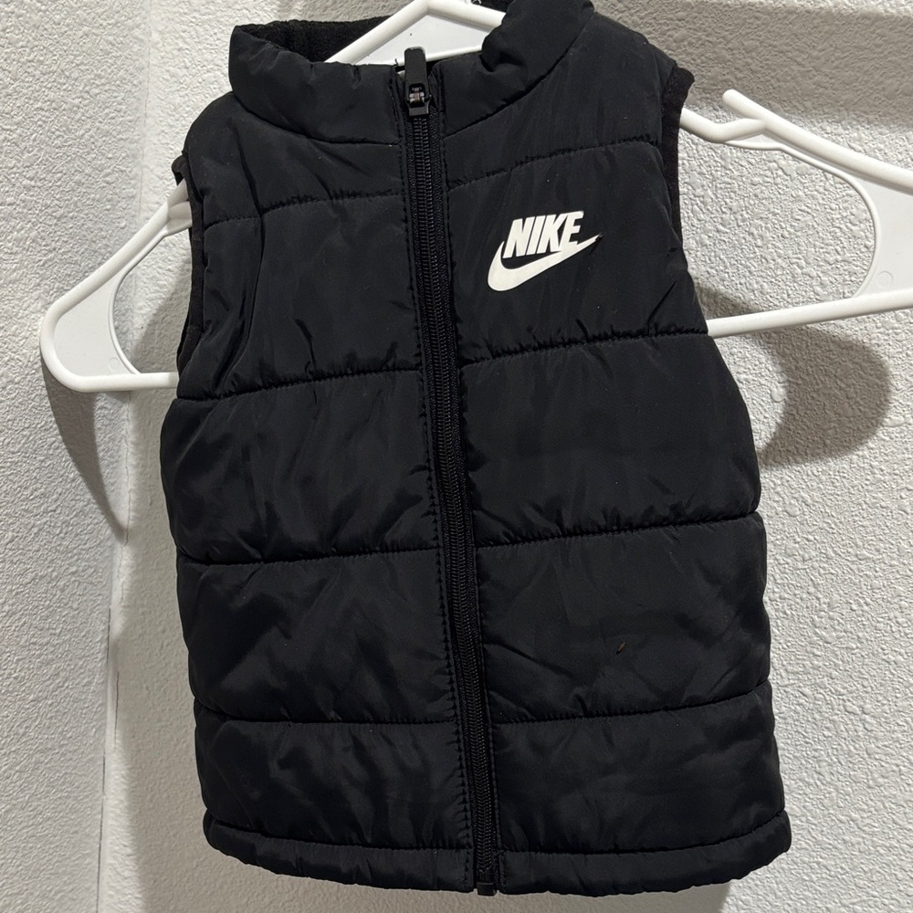 Nike Black Puffer Vest